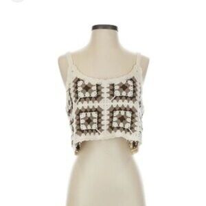 3/$20 bundle deal grannySquare crop top Geometric Crochet Crop Top - Cream Brown
